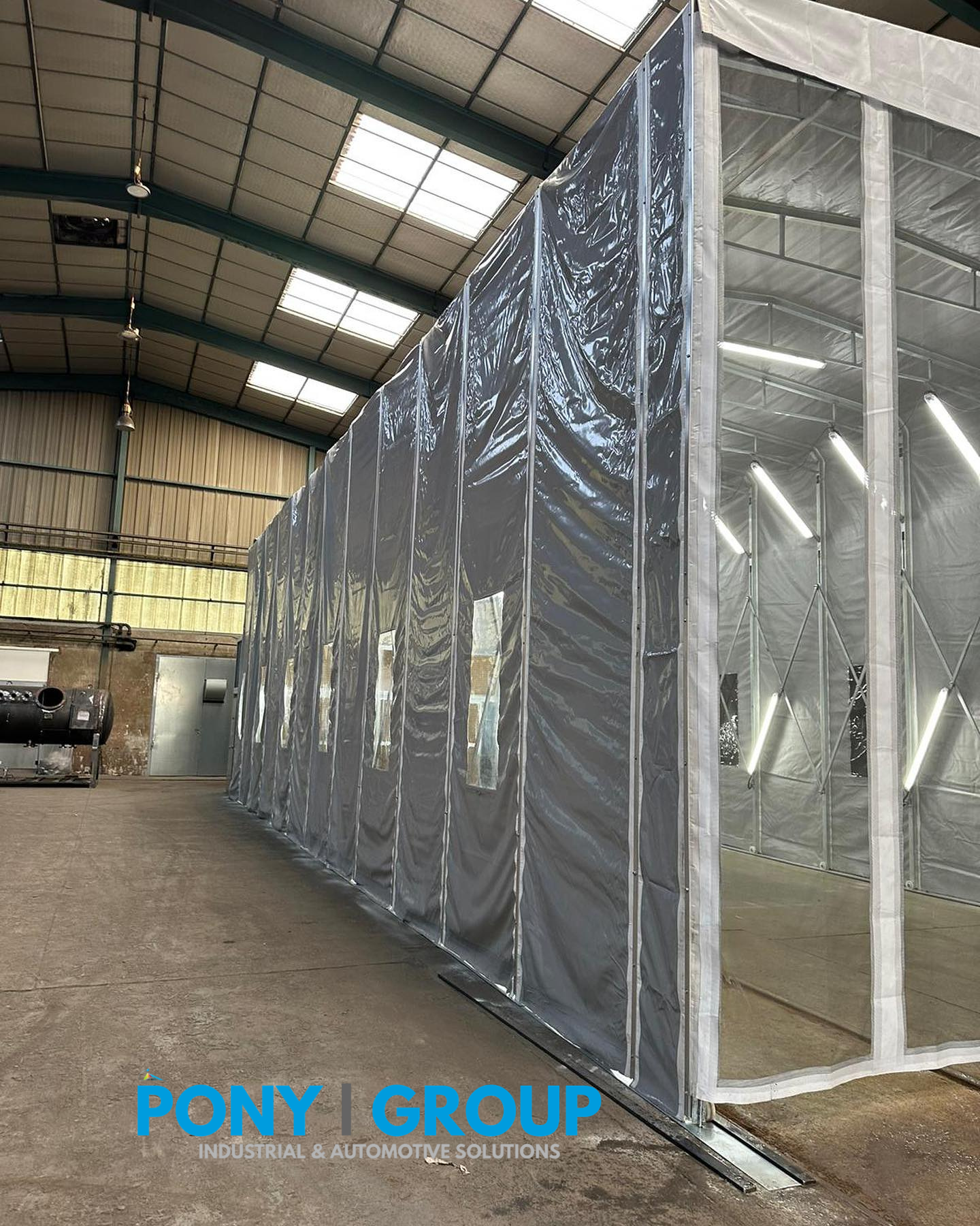 Cabine retractable pony